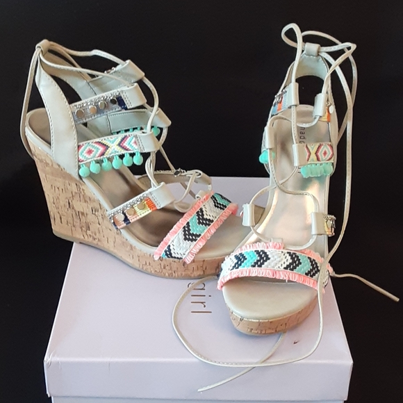 Shoes - Picture 2 of 2